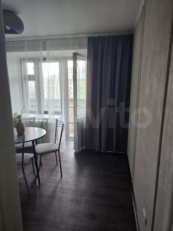 1-к. квартира, 51 м, 4/9 эт. - Фото 1