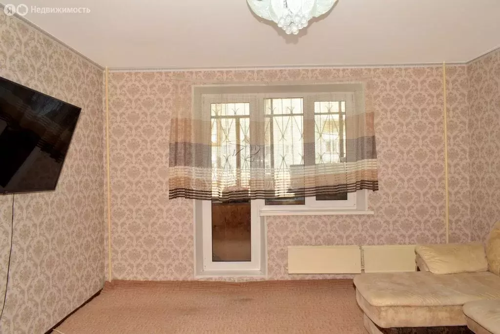3-комнатная квартира: Челябинск, Комсомольский проспект, 40 (74.2 м) - Фото 0