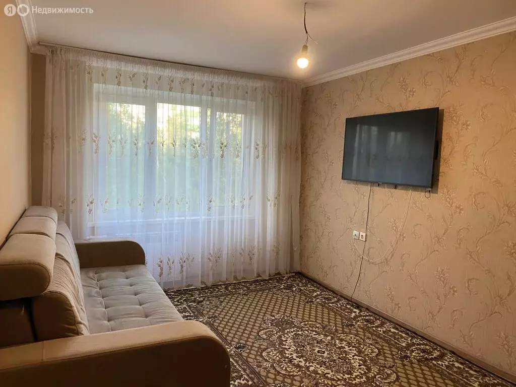 3-комнатная квартира: Казань, улица Рихарда Зорге, 33 (53.3 м) - Фото 1