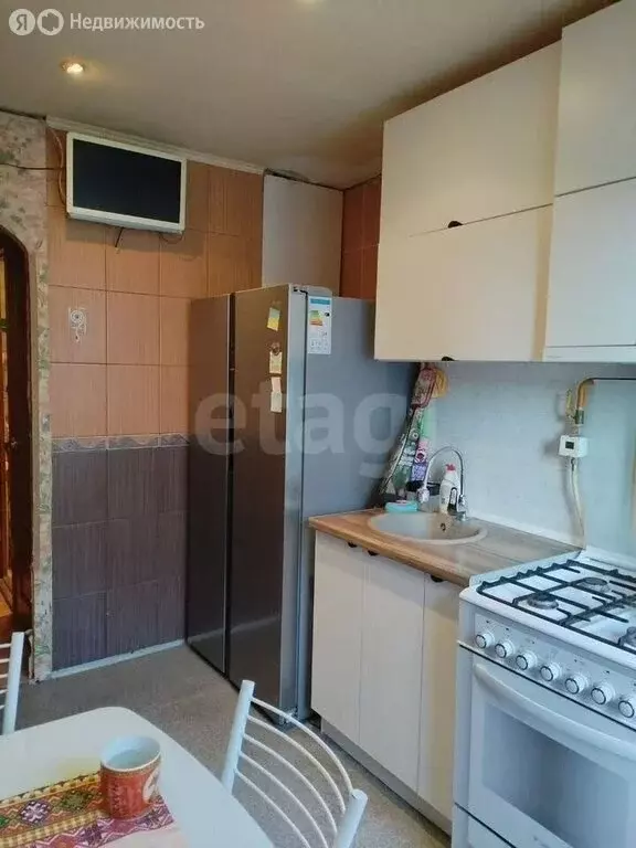 3-комнатная квартира: Пермь, улица Котовского, 4 (56.5 м) - Фото 1