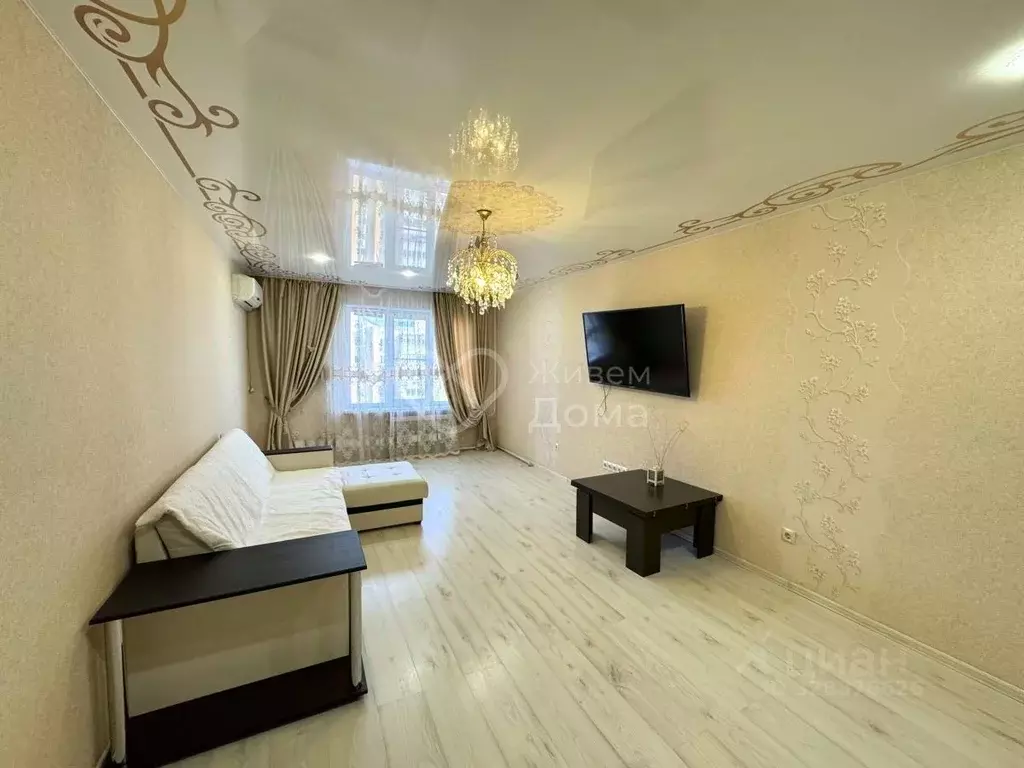 2-к кв. Башкортостан, Октябрьский 36-й мкр, 1 (64.2 м) - Фото 1