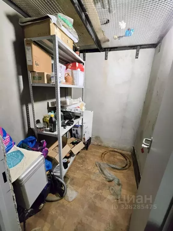 Гараж в Москва ул. Саларьевская, 8к1 (3 м) - Фото 1