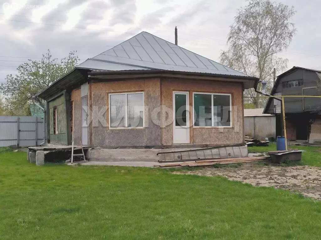 Дом в Новосибирск, Рентгеновская улица (32.3 м) - Фото 0