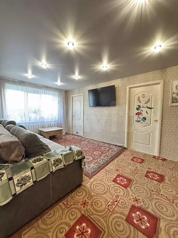 4-к. квартира, 62 м, 5/5 эт. - Фото 1