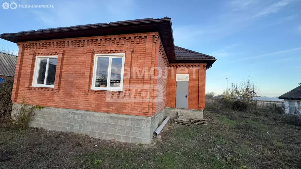 Дом в Новокубанский район, Советское сельское поселение, село Радищево ... - Фото 1