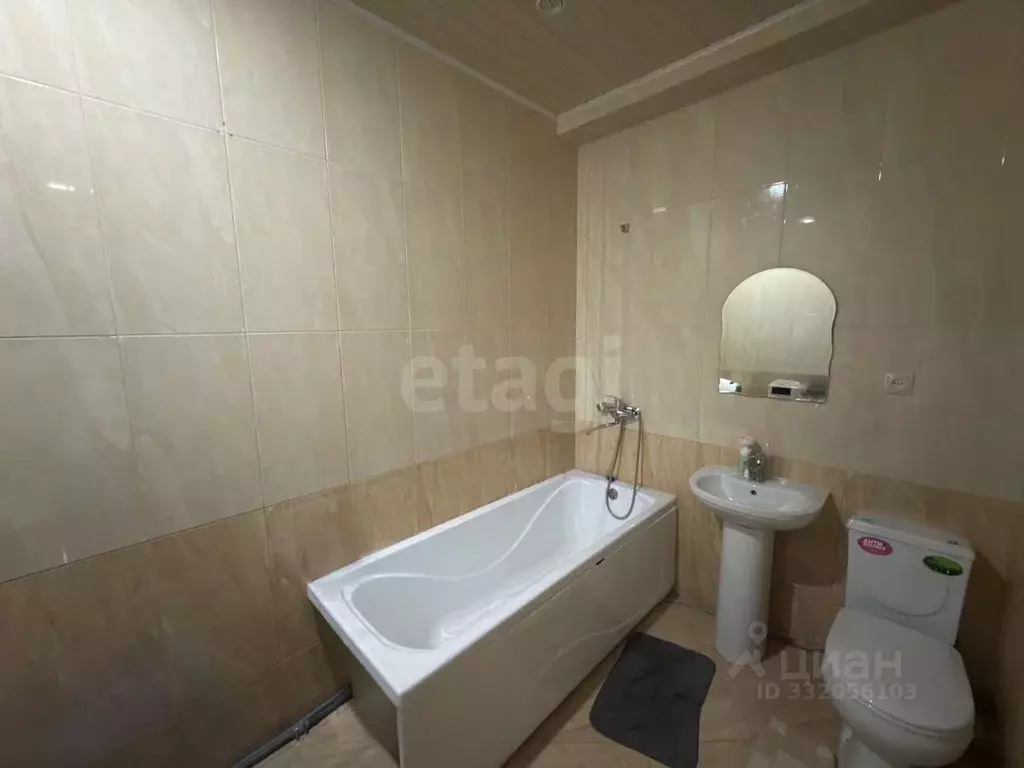 2-к кв. Дагестан, Махачкала ул. Ахульго, 37 (57.0 м) - Фото 1