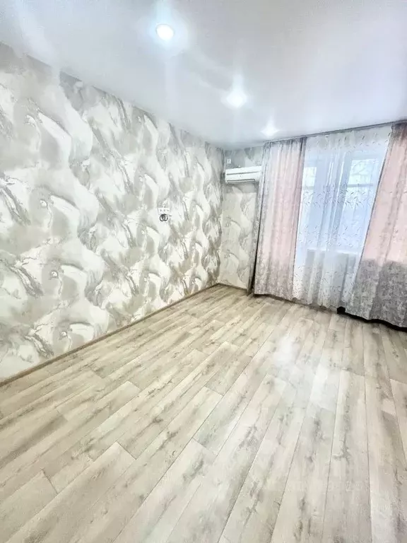 1-к кв. Волгоградская область, Волгоград Жилгородок мкр, ул. Гейне, 1А ... - Фото 2