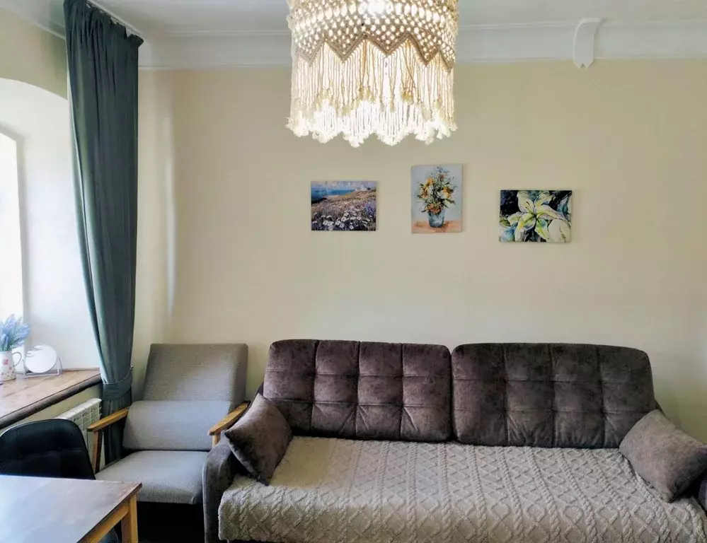 Студия Курганская область, Шадринск Михайловская ул., 66 (18.0 м) - Фото 2