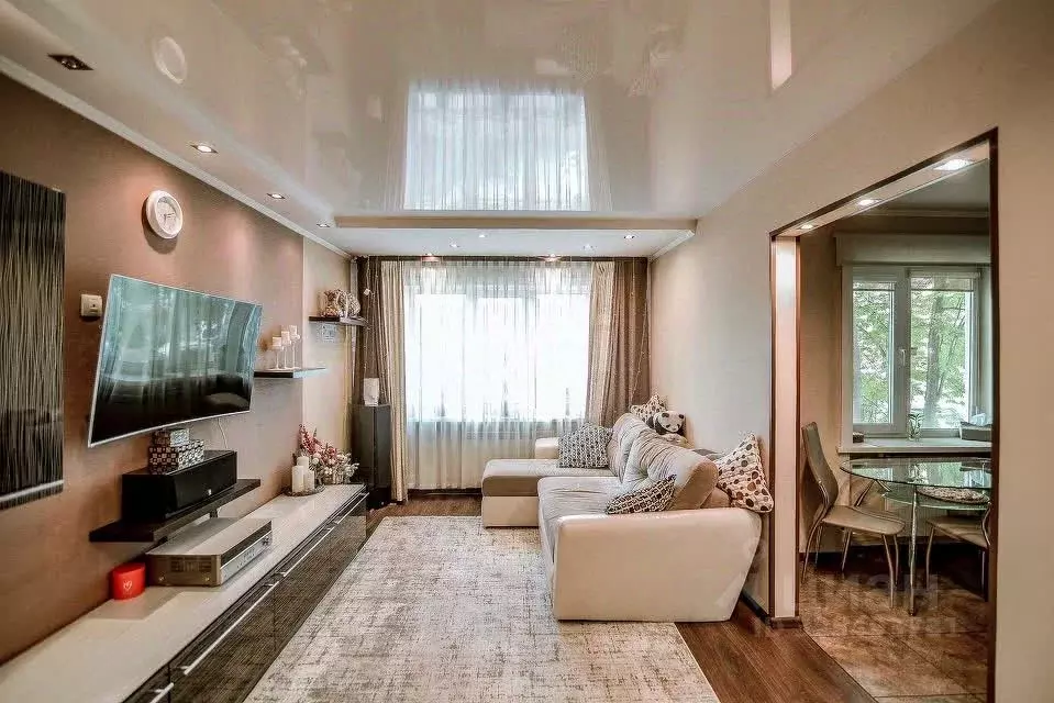 2-к кв. Сахалинская область, Южно-Сахалинск просп. Мира, 284А (50.2 м) - Фото 1