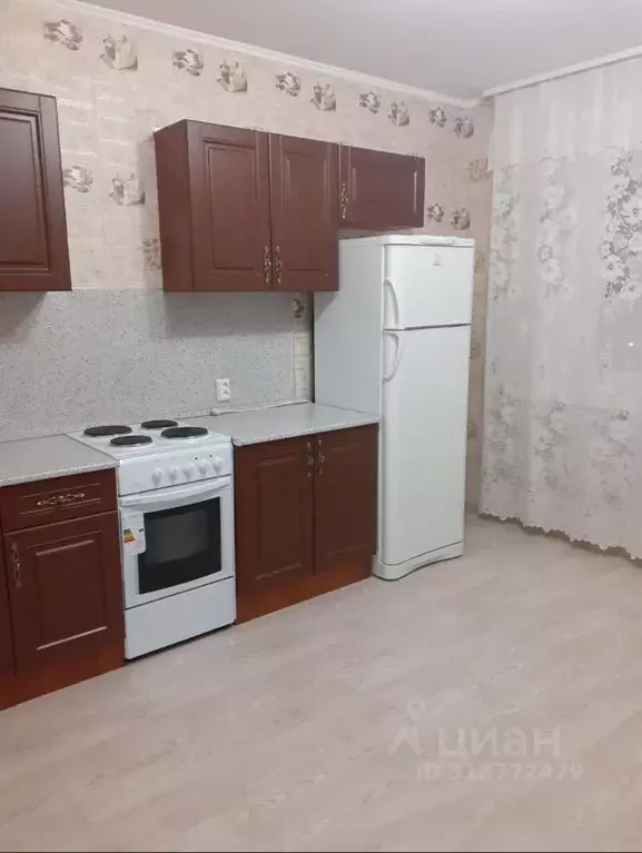1-к кв. Тюменская область, Тюмень ул. Павла Шарова, 7 (39.6 м) - Фото 0