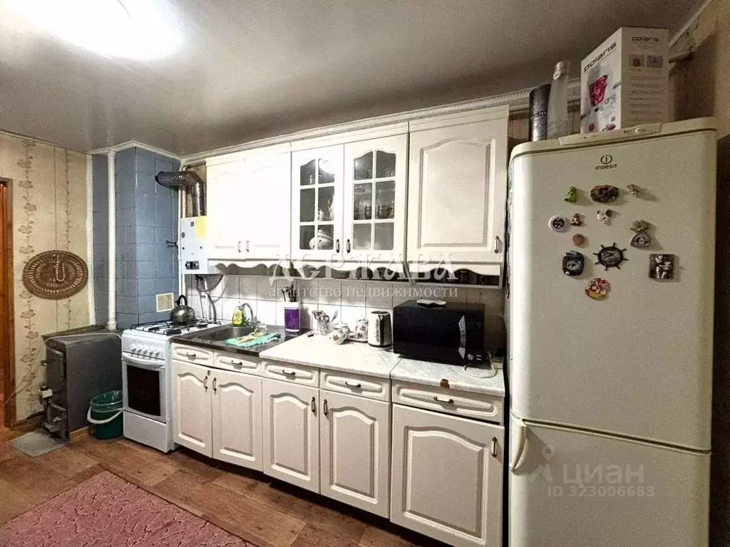 Дом в Белгородская область, Старооскольский городской округ, с. ... - Фото 2