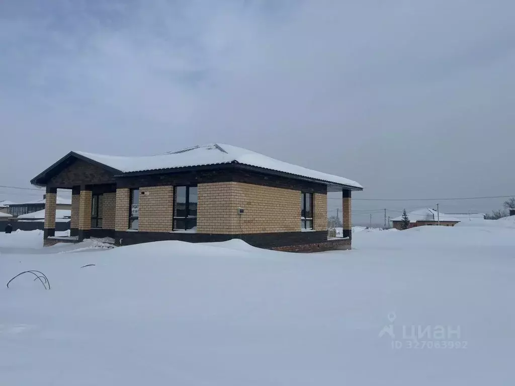 Коттедж в Башкортостан, Уфимский район, Жуковский сельсовет, д. ... - Фото 1