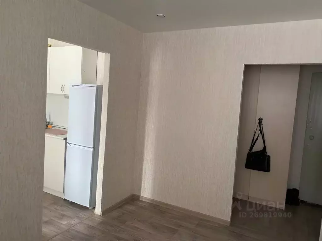 1-к кв. Курганская область, Курган Центральный жилрайон, ул. 1 Мая, 4 ... - Фото 2