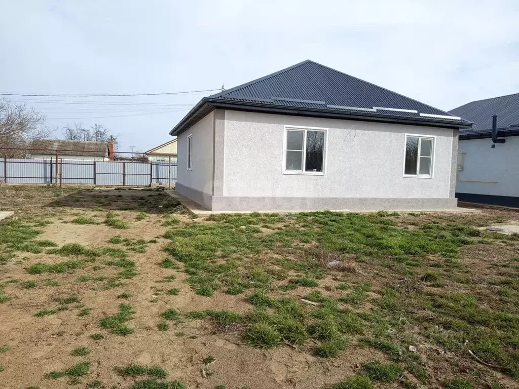 Дом в Краснодарский край, Темрюкский район, Курчанское с/пос, ... - Фото 1