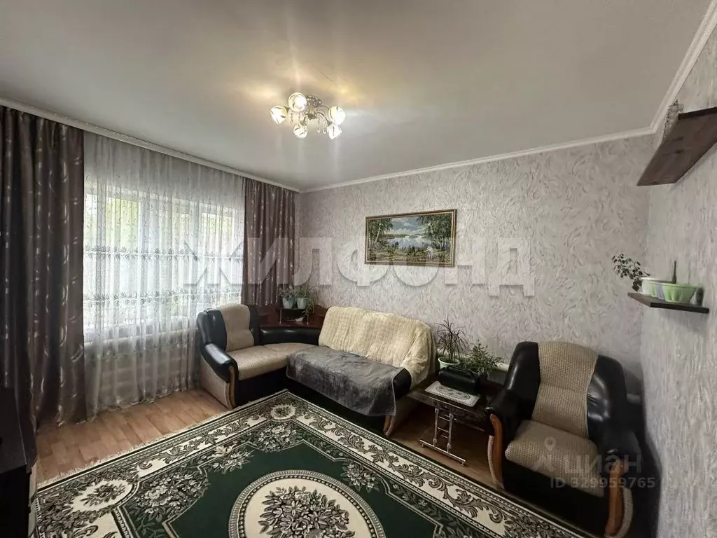 Дом в Новосибирская область, Колывань рп ул. Заводская (99 м) - Фото 1