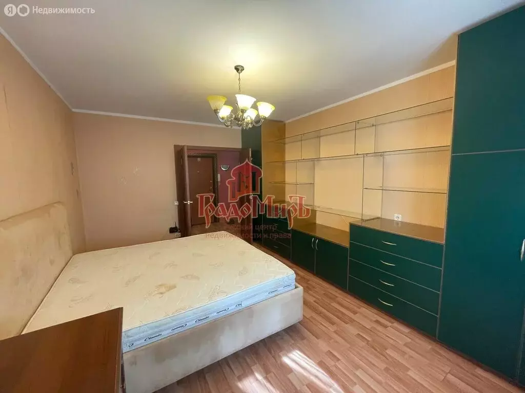 1-комнатная квартира: посёлок Поведники, 13 (45 м) - Фото 1