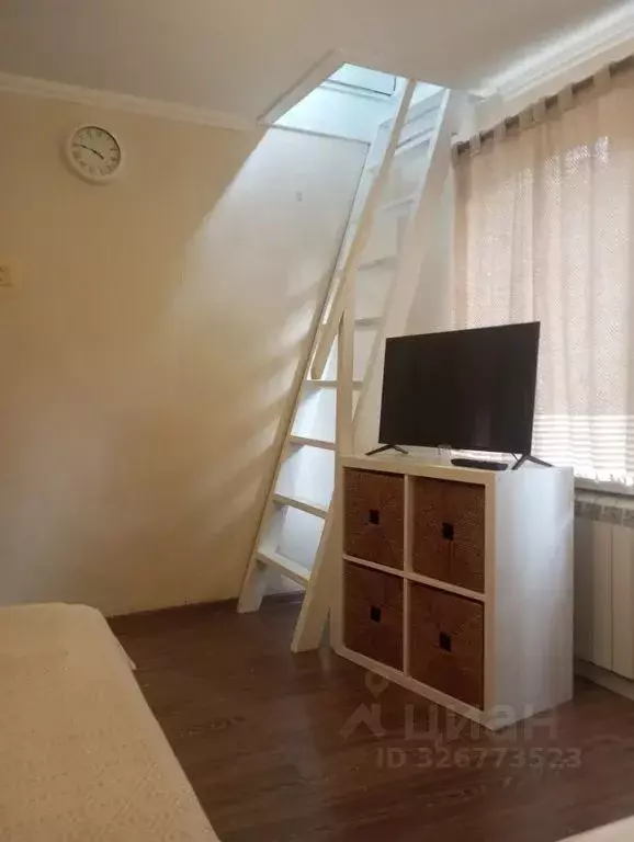 Дом в Крым, Ялта муниципальный округ, Ливадия пгт пер. ... - Фото 2