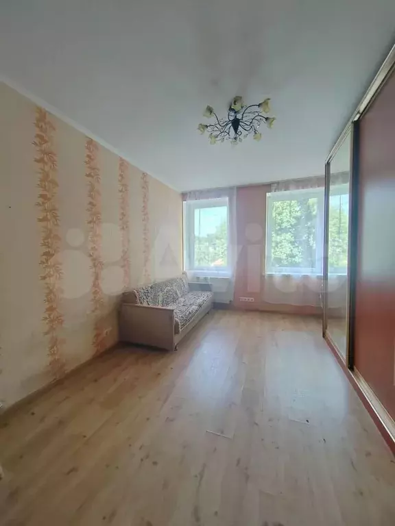 Комната 19 м в 3-к., 2/3 эт. - Фото 1