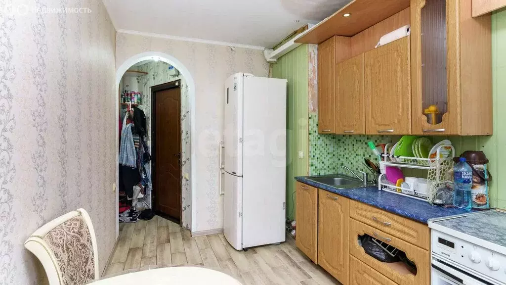 3-комнатная квартира: Тюмень, улица Елизарова, 49 (66.2 м) - Фото 2