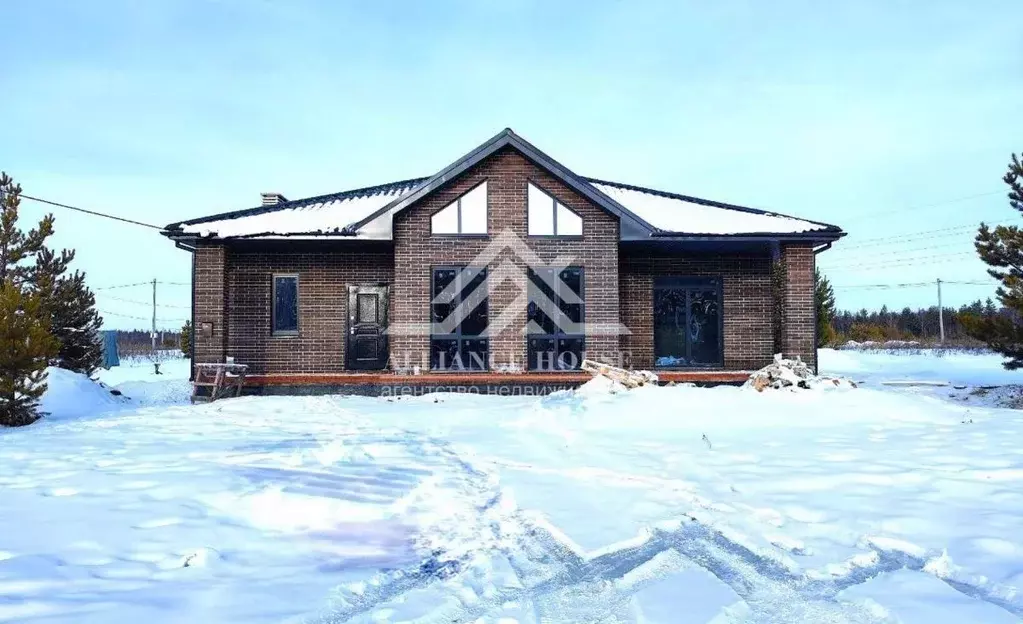 Дом в Татарстан, Лаишевский район, Песчано-Ковалинское с/пос, с. ... - Фото 2