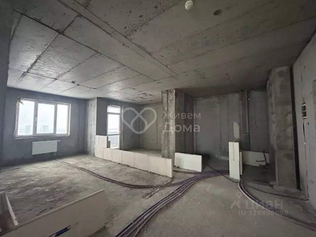 3-к кв. Волгоградская область, Волгоград ул. Ханпаши Нурадилова, 7 ... - Фото 0