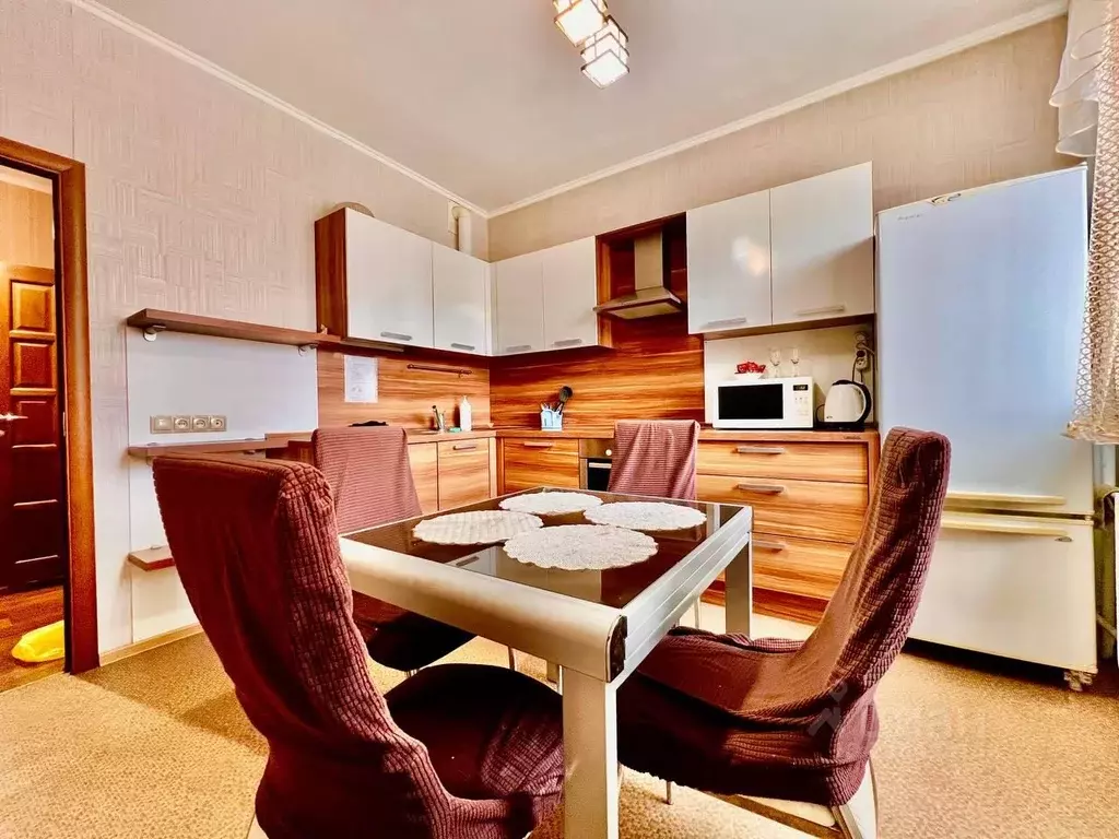 1-к кв. Тюменская область, Тюмень Харьковская ул., 27 (40.0 м) - Фото 0