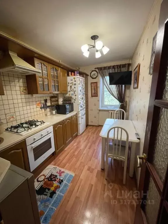 3-к кв. Московская область, Красногорск городской округ, Нахабино пгт ... - Фото 0