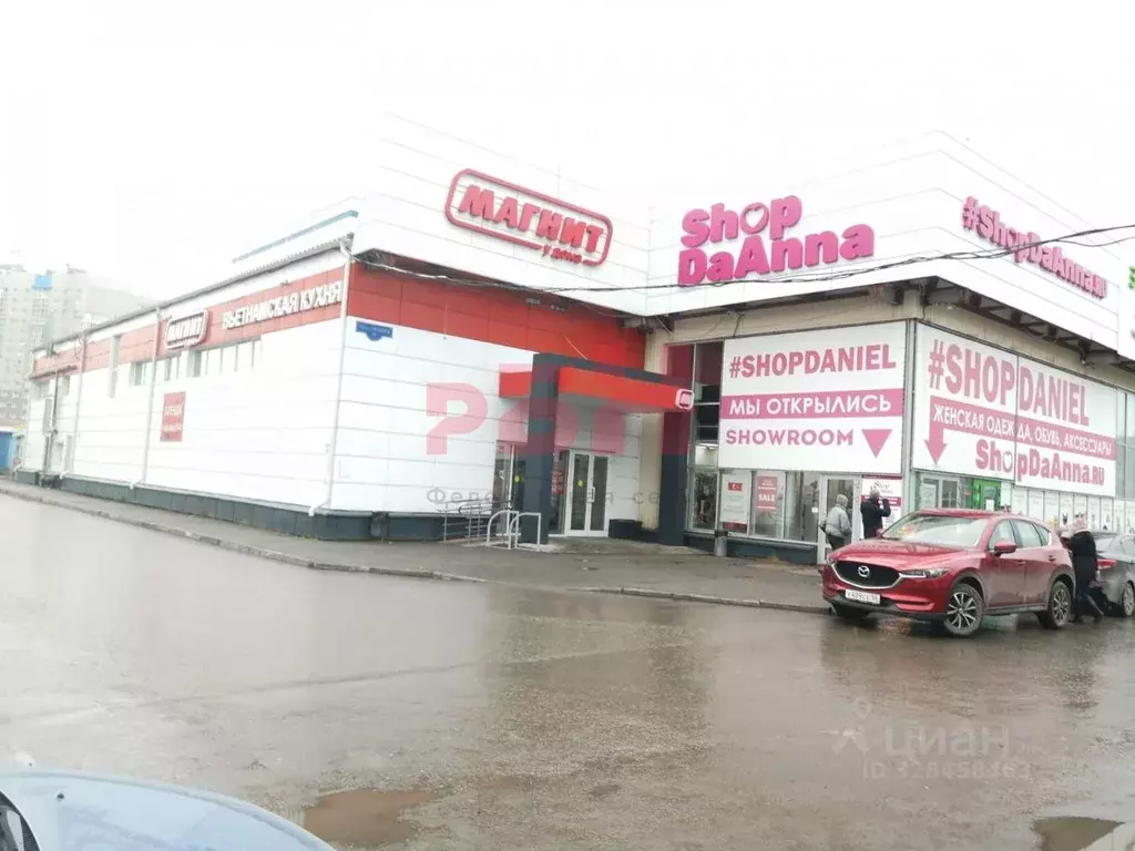 Помещение свободного назначения в Омская область, Омск ул. 70 лет ... - Фото 1