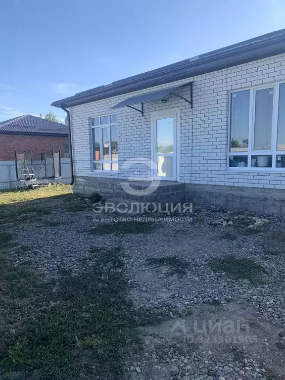 Дом в Ставропольский край, Шпаковский муниципальный округ, с. Надежда ... - Фото 2