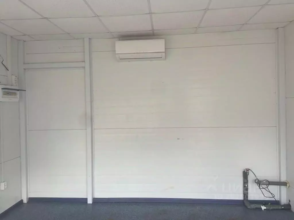 Помещение свободного назначения в Ленинградская область, Коммунар г. ... - Фото 2