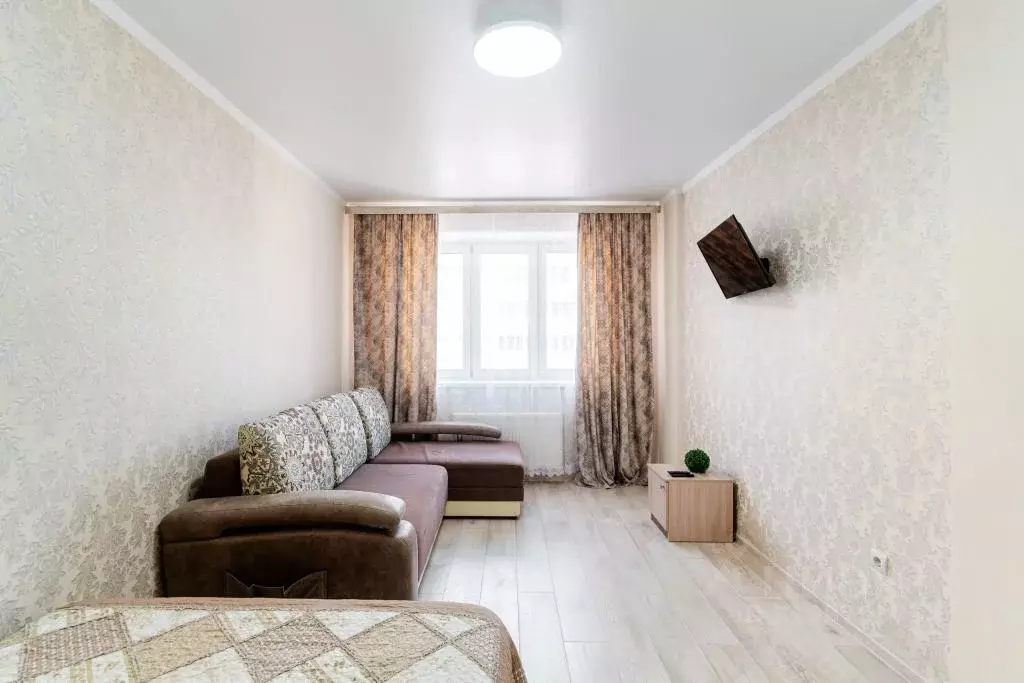 1-к кв. Омская область, Омск ул. Куйбышева, 113а (40.0 м) - Фото 1