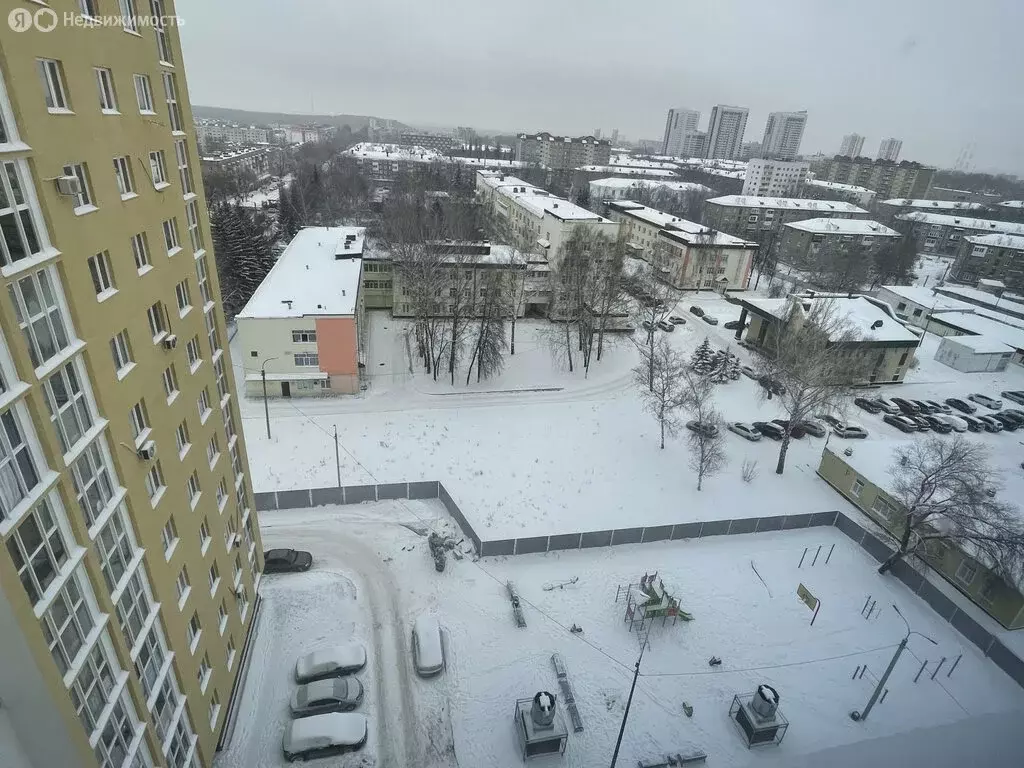 2-комнатная квартира: Уфа, улица Дмитрия Донского, 42 (49.8 м) - Фото 1