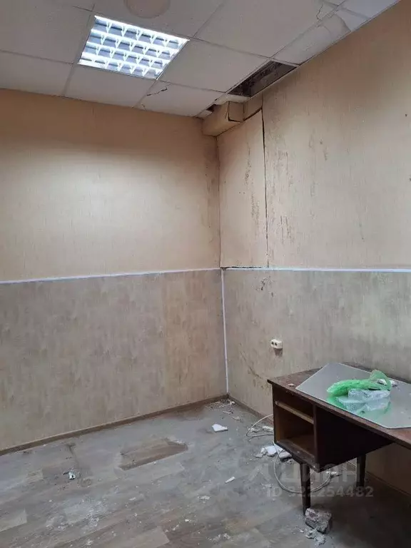 Помещение свободного назначения в Волгоградская область, Волгоград ул. ... - Фото 2