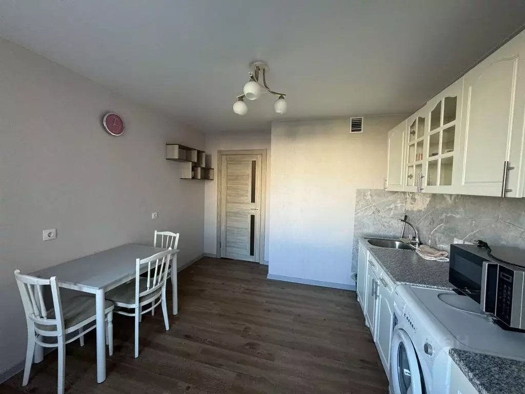 2-к кв. Вологодская область, Череповец Рыбинская ул., 16А (67.0 м) - Фото 2