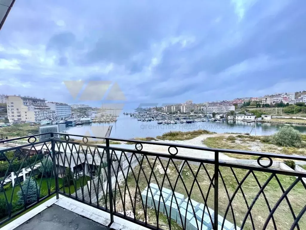 2-к кв. Севастополь ул. Степаняна, 10Б (77.0 м) - Фото 2