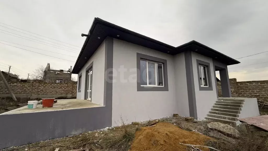 Дом в Крым, Симферопольский район, Трудовское с/пос, с. Ана-Юрт, Лада ... - Фото 0