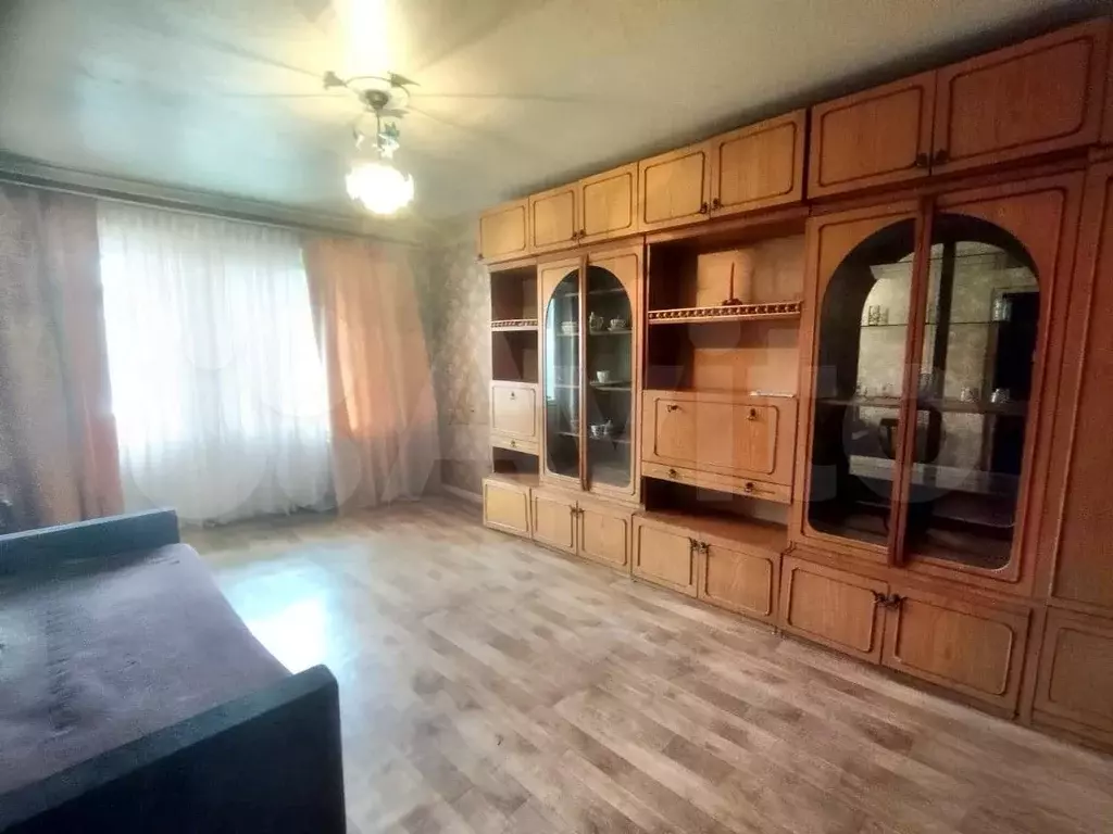 2-к. квартира, 54 м, 1/9 эт. - Фото 0