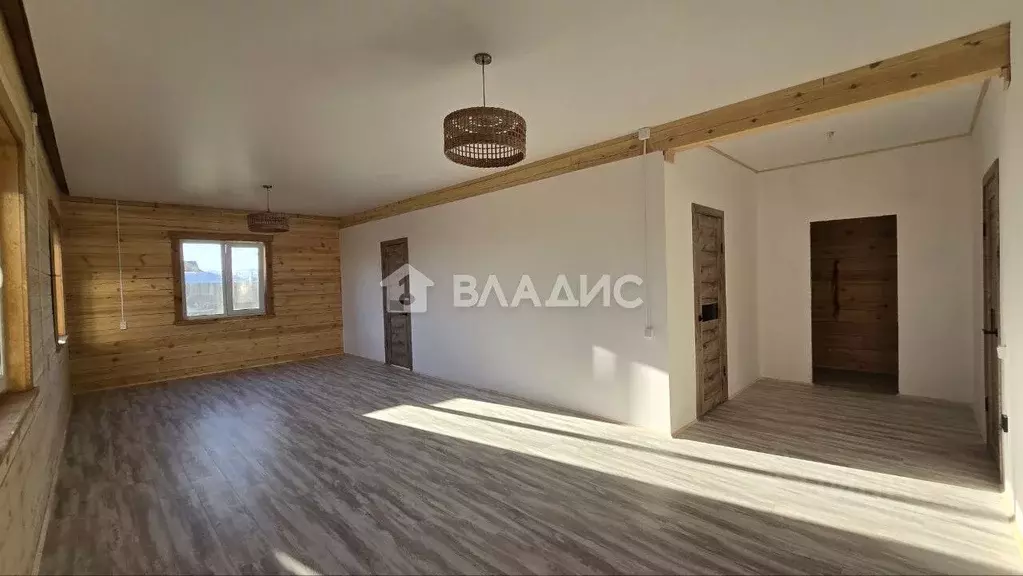 Дом в Бурятия, Иволгинский район, Гурульбинское с/пос, с. Поселье ул. ... - Фото 1