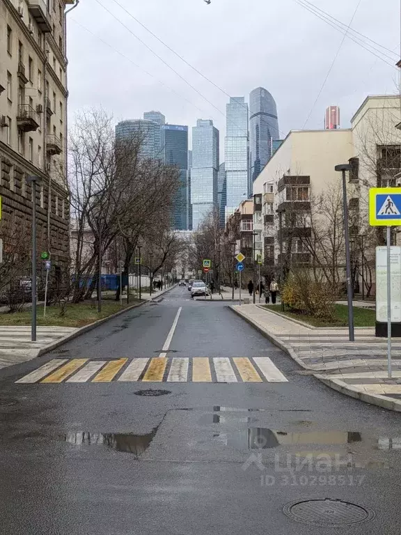 3-к кв. Москва ул. Дунаевского, 8К2 (70.6 м) - Фото 0