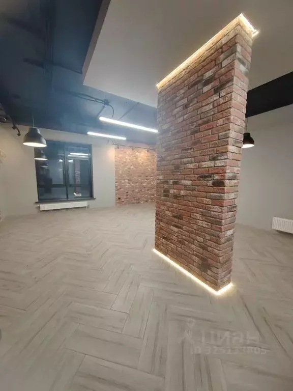 Помещение свободного назначения в Татарстан, Казань ул. Гладилова, 54 ... - Фото 2