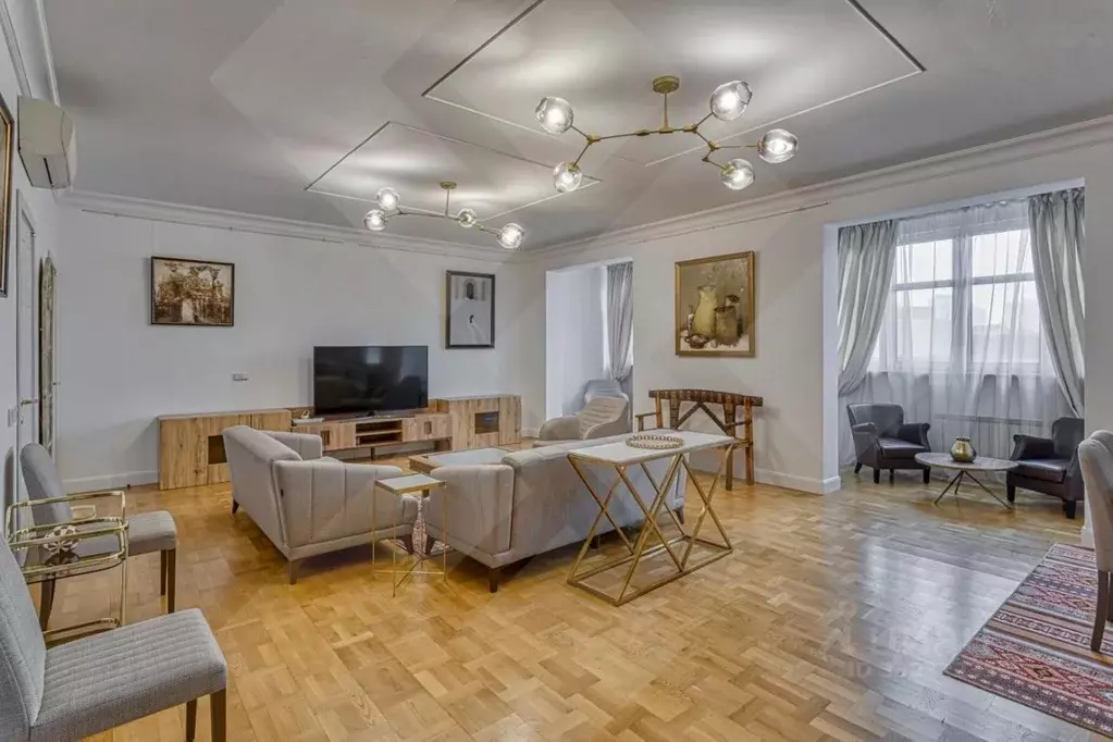 4-к кв. Москва Давыдковская ул., 3 (210.0 м) - Фото 1