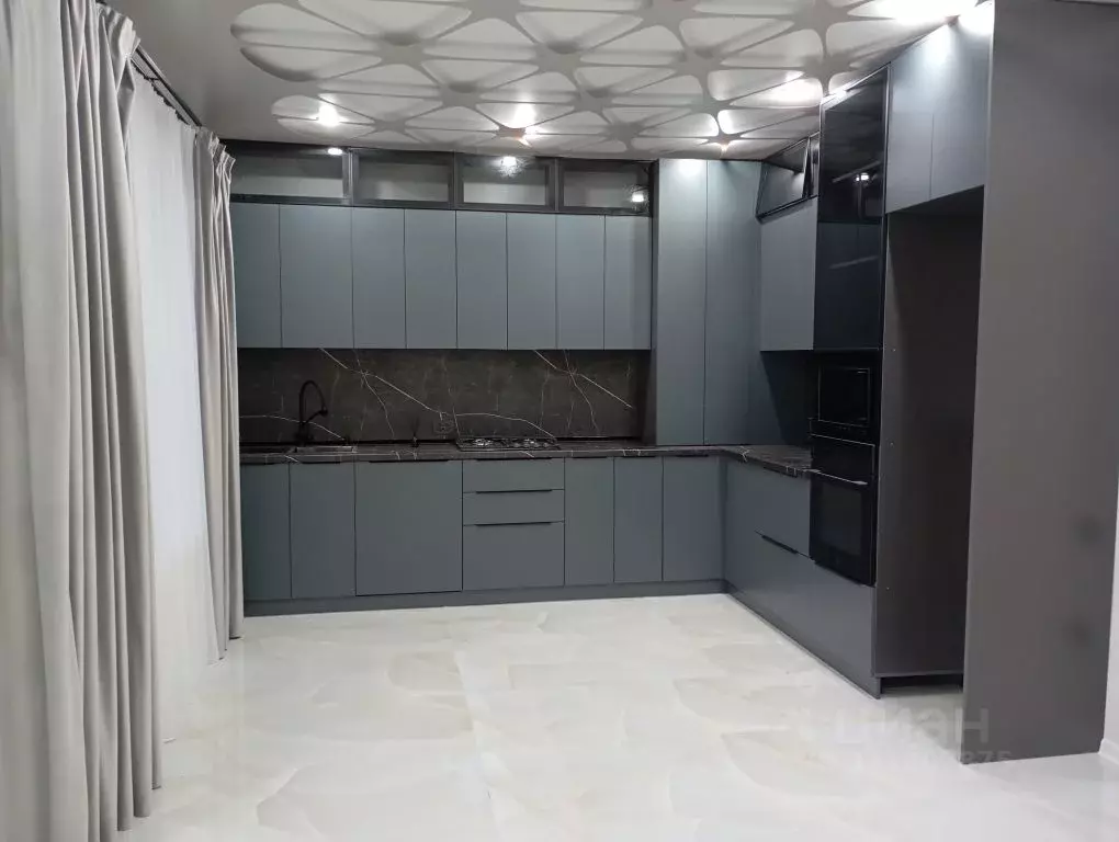 Коттедж в Ставропольский край, Михайловск Шпаковский район, Адмирал ... - Фото 0