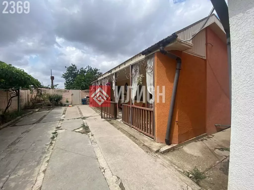 Дом в Крым, Кировский район, с. Журавки ул. Советская, 93 (148 м) - Фото 2