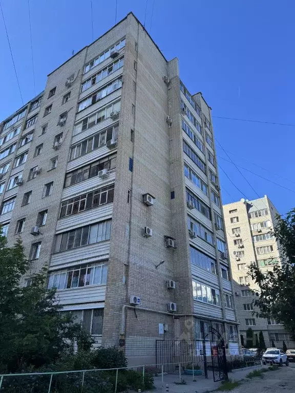 3-к кв. Саратовская область, Саратов Астраханская ул., 62/66 (70.4 м) - Фото 0