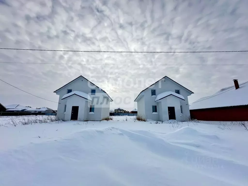 Дом в Башкортостан, Иглинский район, Акбердинский сельсовет, д. ... - Фото 1