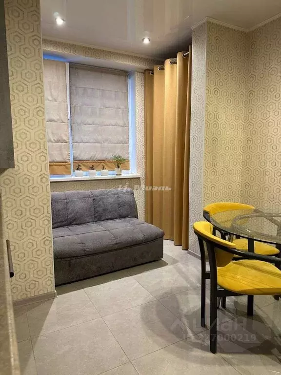 1-к кв. Крым, Симферополь ул. Старозенитная, 5 (36.1 м) - Фото 2