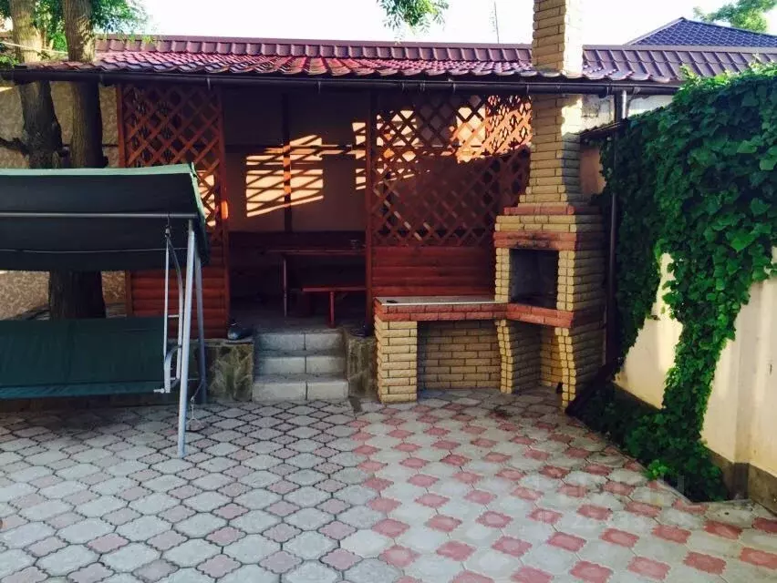 Дом в Крым, Евпатория ул. Средняя, 67 (200 м) - Фото 2