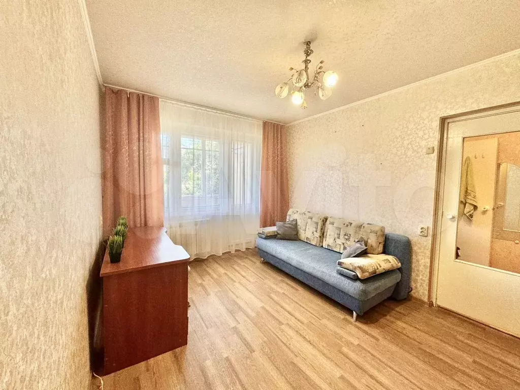 1-к. квартира, 35 м, 4/9 эт. - Фото 0