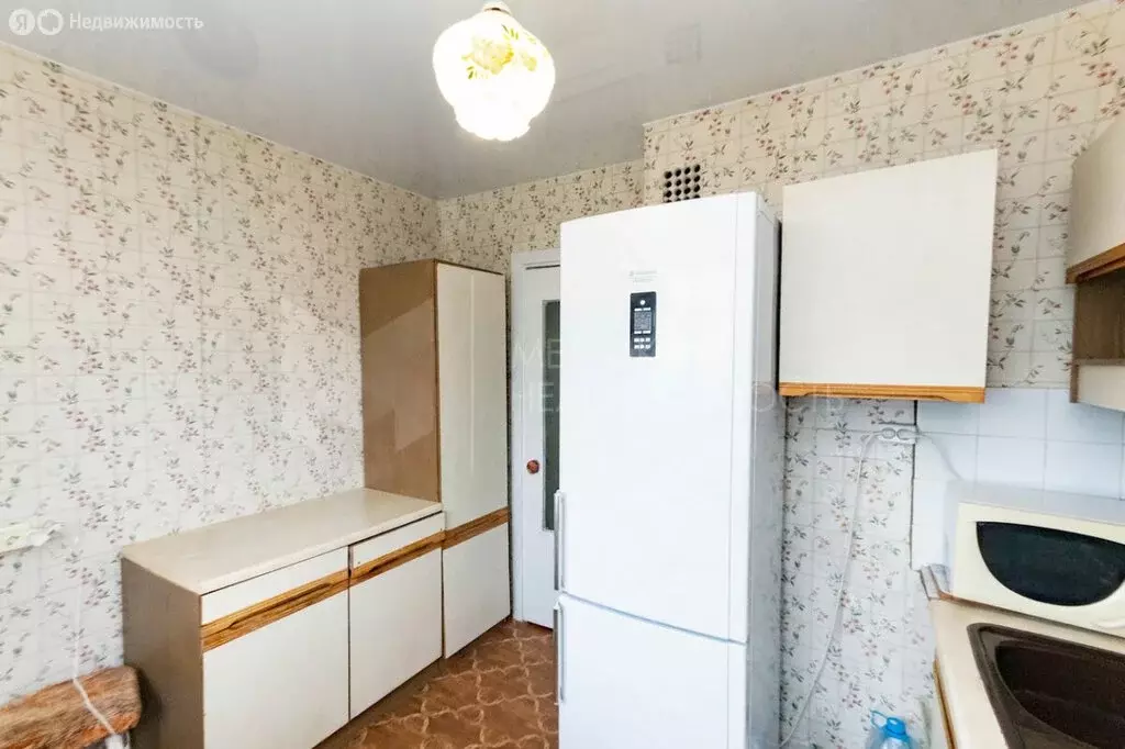 2-комнатная квартира: Тюмень, Рижская улица, 58 (50 м) - Фото 2