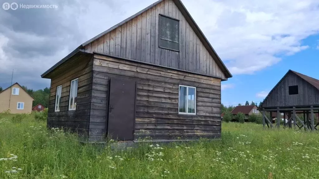 Дом в Новгородская область, Маловишерское городское поселение, деревня ... - Фото 0